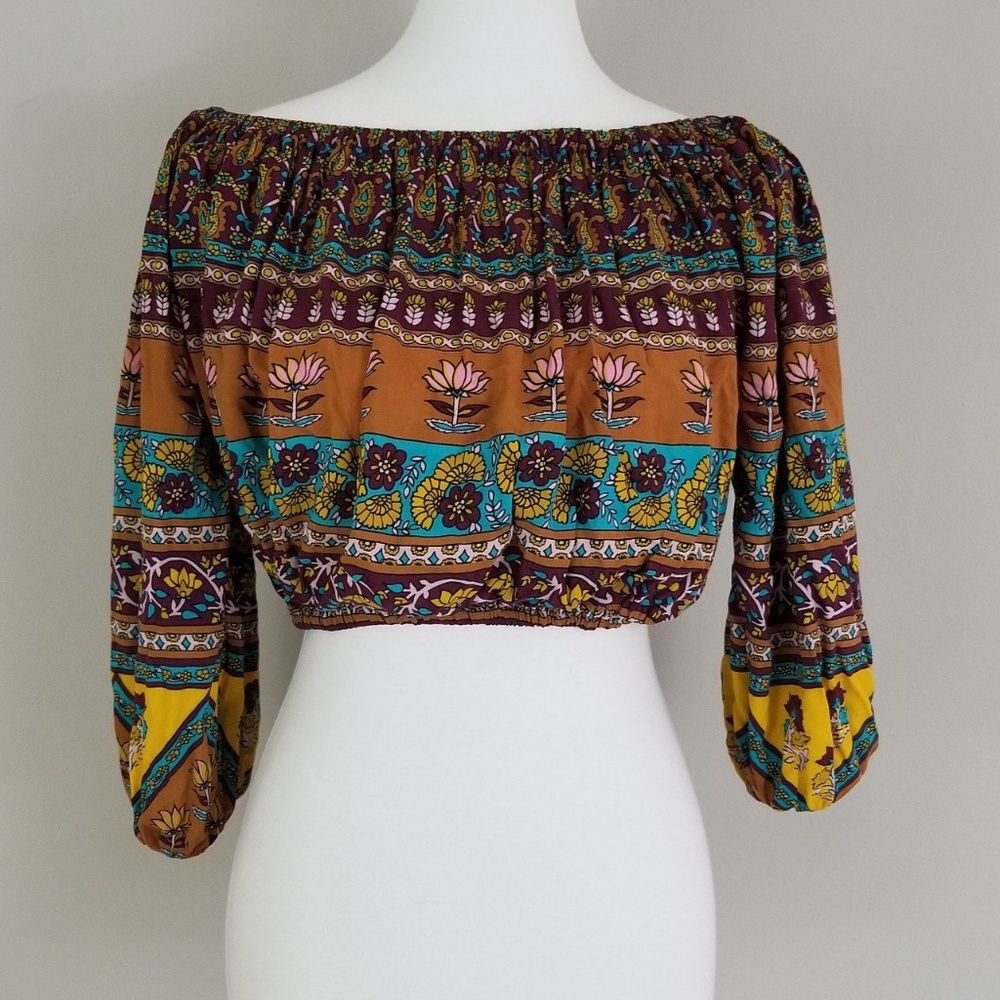 retro Novella Royale crop top